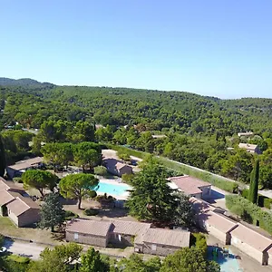  Hébergement de vacances Village Le Moulin A Vent